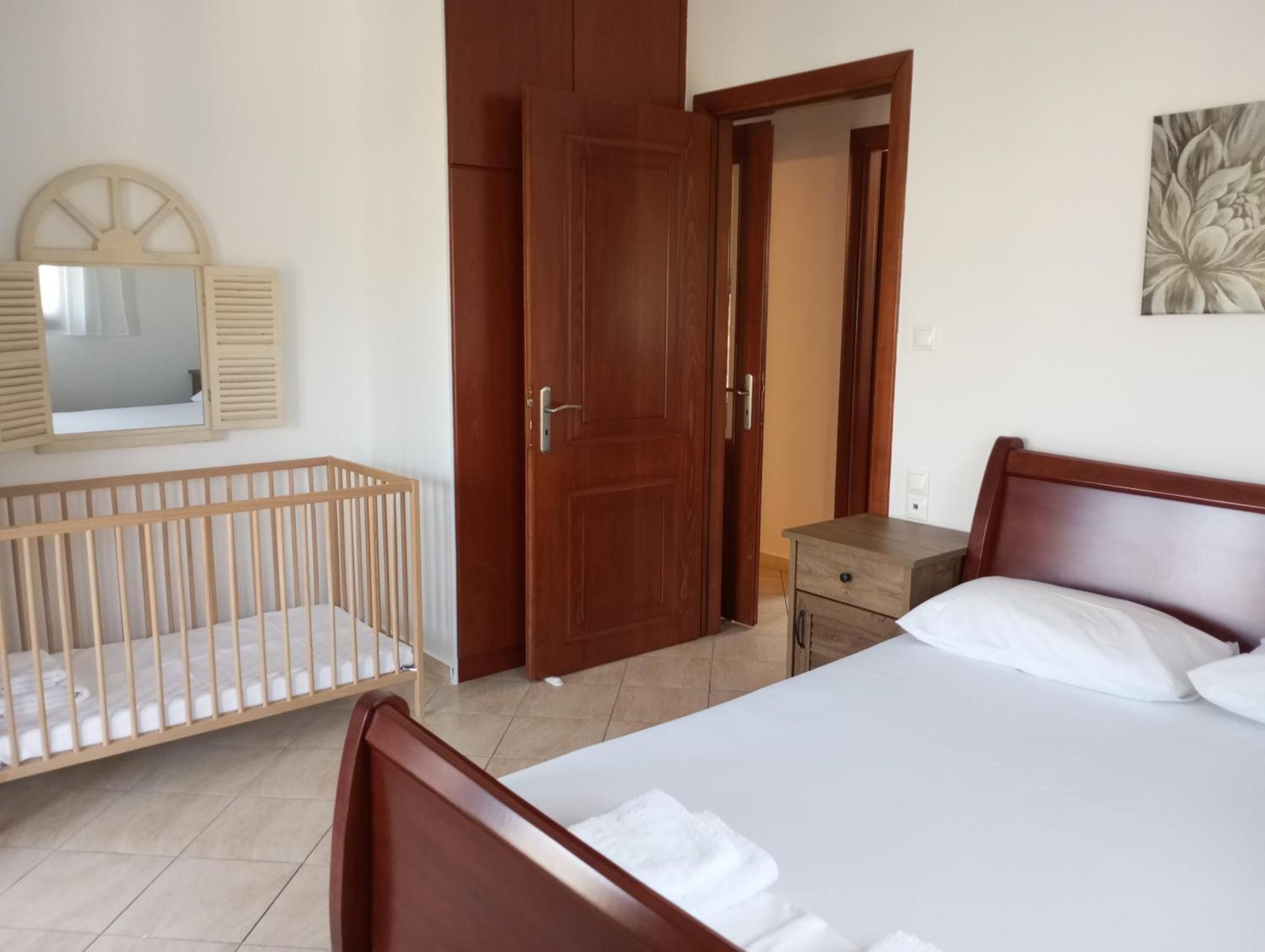 Nisos Family Apartments Geni  Bagian luar foto